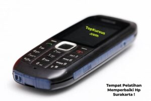 Pelatihan-Memperbaiki-hp-solo